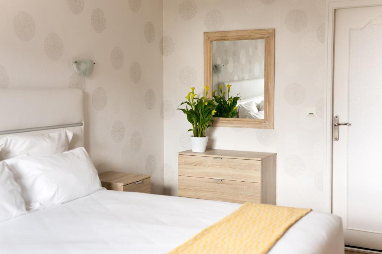 Le Cotentin Appart'Hotels & Restaurant Le Cot' Portbail Zewnętrze zdjęcie